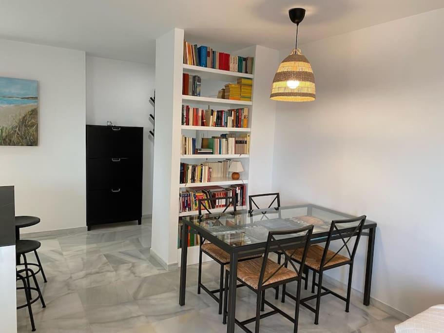 Piso Muy Moderno Para 4 Personas Y Una Cuna A 7 Min Caminando A La Playa, Con Aire, Balcon Con Vistas Y 2 Piscinas El Puerto de Santa María Exterior foto